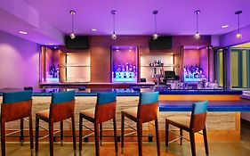 Towneplace Suites By Marriott San Diego Downtown